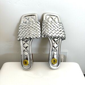 Boutique brand slides silver woven